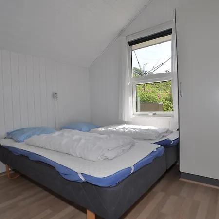 6 Person In Henne-by Traum * Henne Strand