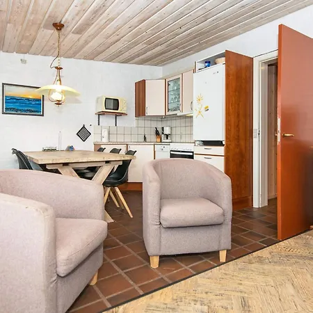 Vakantiehuis 6 Person In Henne-by Traum