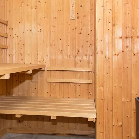 Vakantiehuis 6 Person In Henne-by Traum