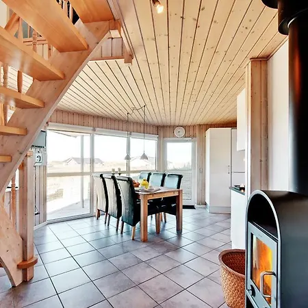 Holiday home 6 Person In Henne Henne Strand